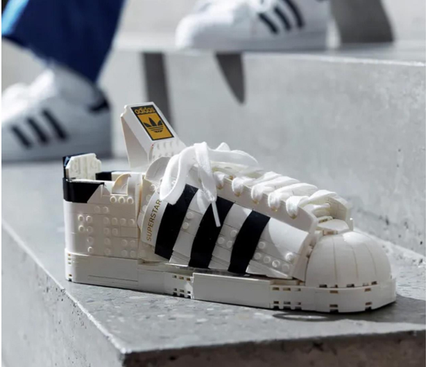 LEGO Minecraft 21155 Kopalnia Creeperów + Adidas 10282 Originals - 1034304 - zdjęcie 11